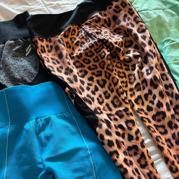 5 pairs of gym shark workout leggings - Picture 2 of 7